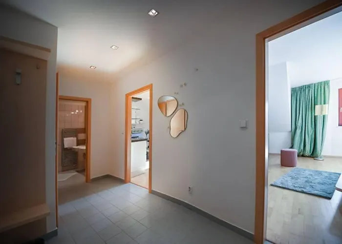 Apartment V Centru Deni